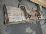 Отвал Hyundai Robex 1300 – 51EA-32001 – Blade Assy