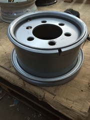 Продам колесные диски 7, 00-15 на погрузчик